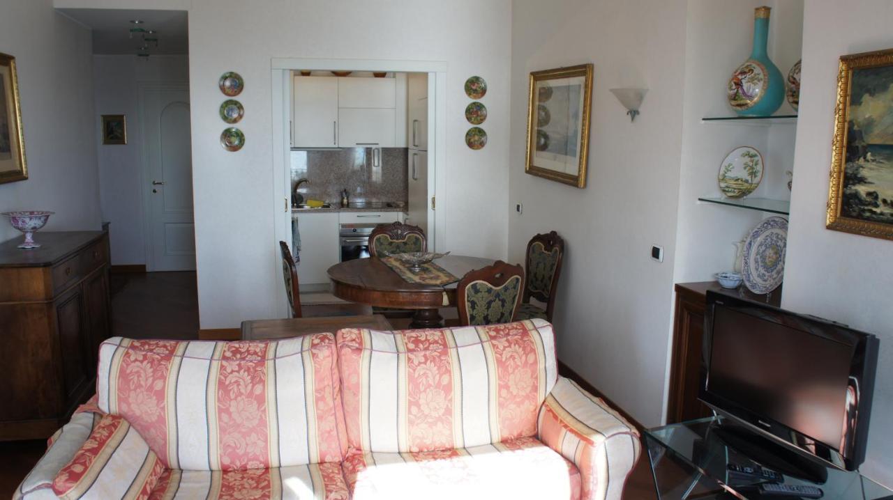 Regina Sur La Plage Menton Eksteriør billede