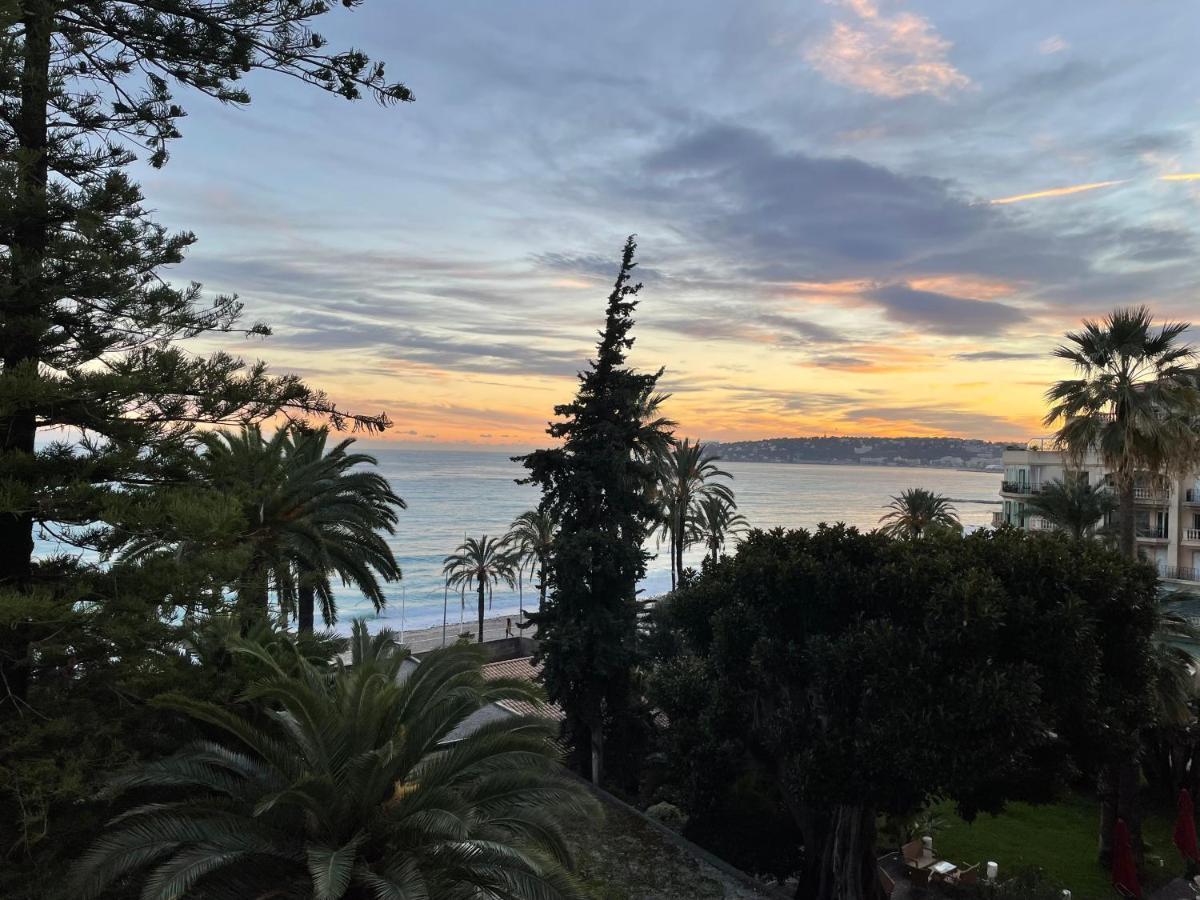Regina Sur La Plage Menton Eksteriør billede
